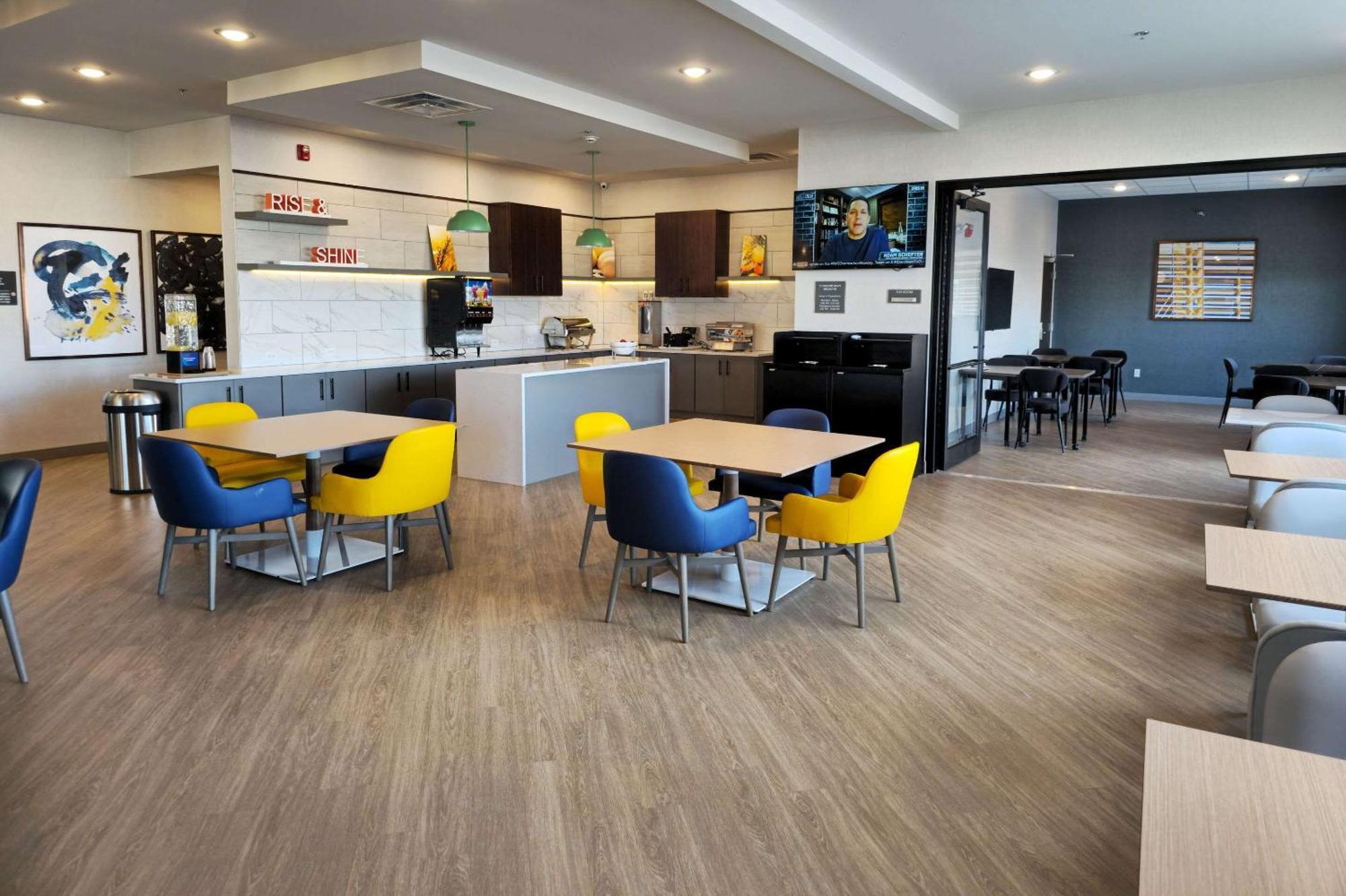 Comfort Inn & Suites At Sanford Sports Complex 수폴스 외부 사진