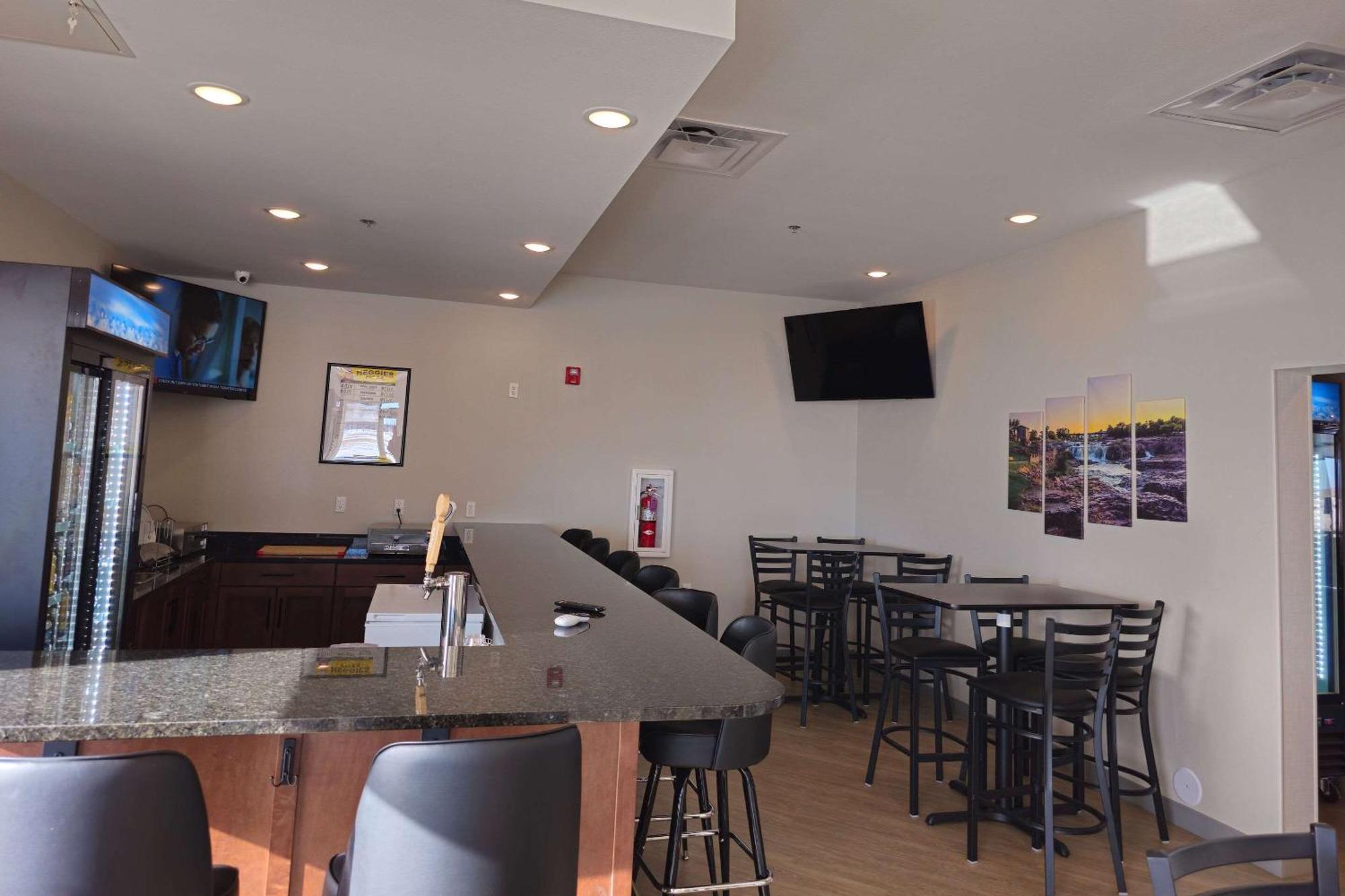 Comfort Inn & Suites At Sanford Sports Complex 수폴스 외부 사진