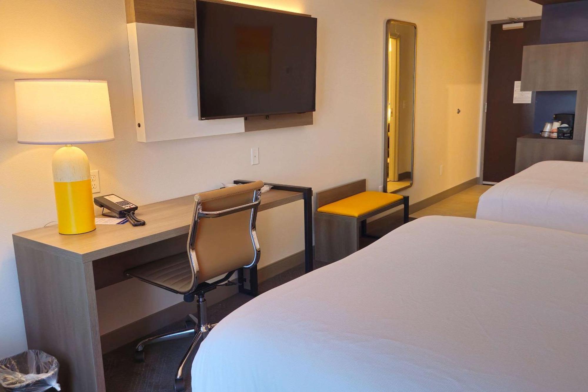 Comfort Inn & Suites At Sanford Sports Complex 수폴스 외부 사진