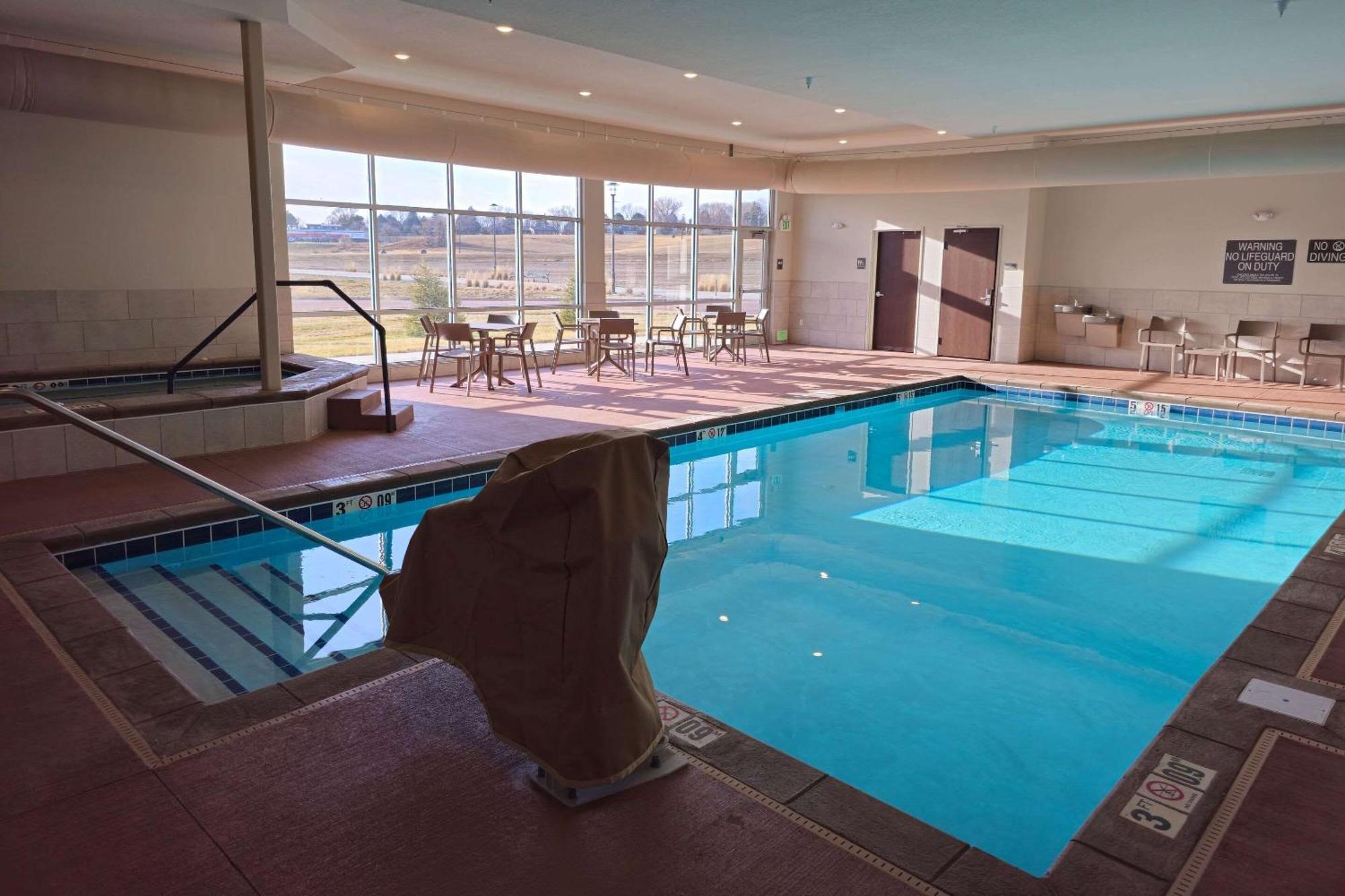 Comfort Inn & Suites At Sanford Sports Complex 수폴스 외부 사진